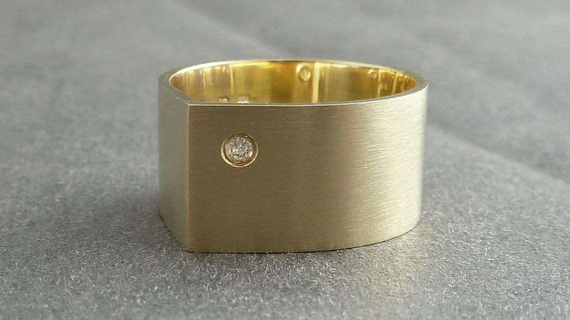 Custom Jewelry Header Image 8