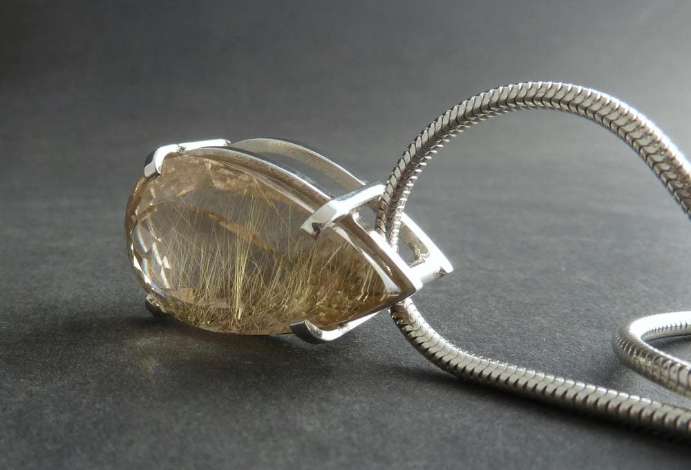 Custom Jewelry Header Image 1